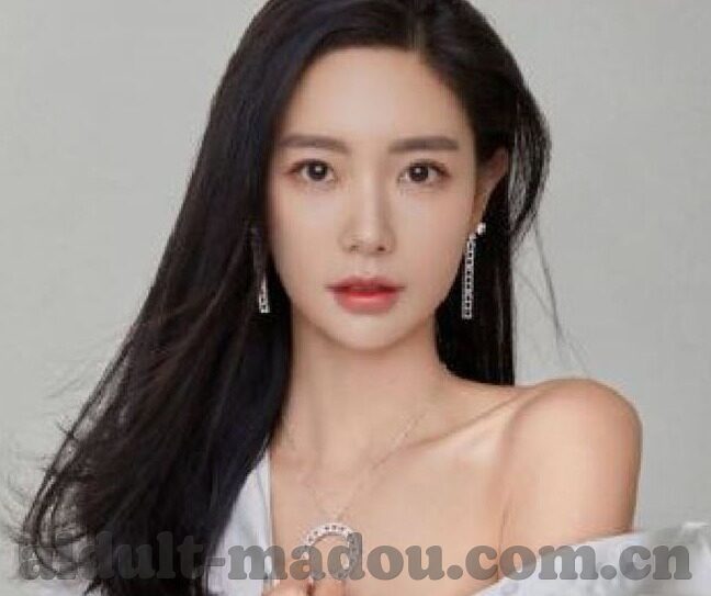 麻豆传媒女演员-网络风波中的真实与虚幻——麻豆传媒女演员现象的深度观察